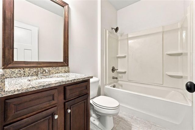 423 Spring Lake Hills, White, GA 30184
