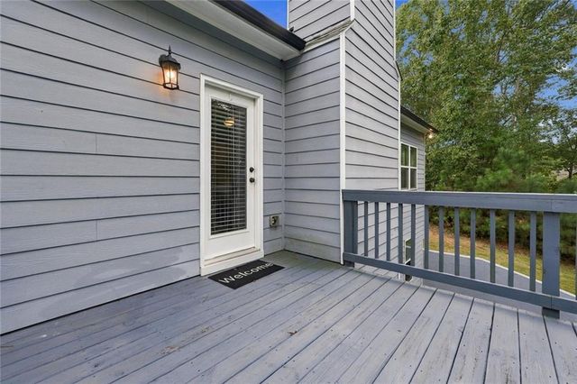 423 Spring Lake Hills, White, GA 30184