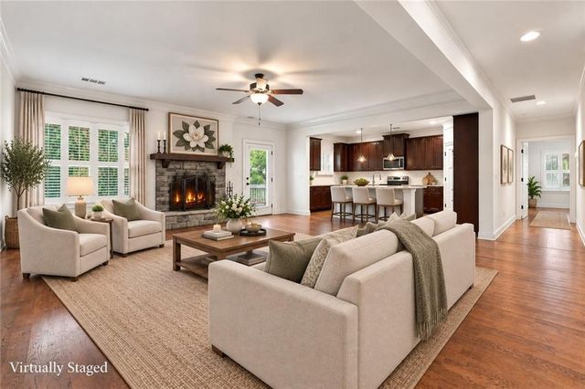 423 Spring Lake Hills, White, GA 30184