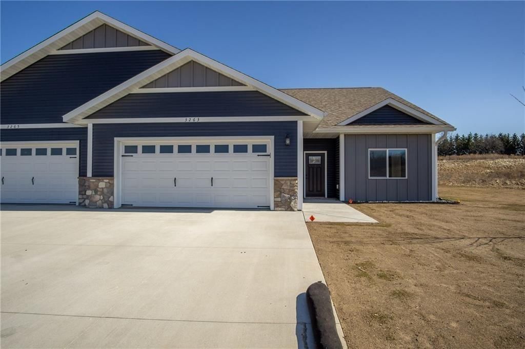 3337 Sunflower Lane, Eau Claire, WI 54703