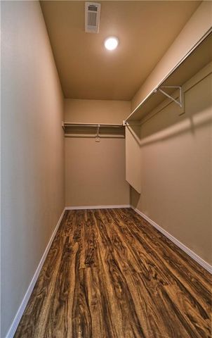 2113 Ridge Street, Gentry, AR 72734