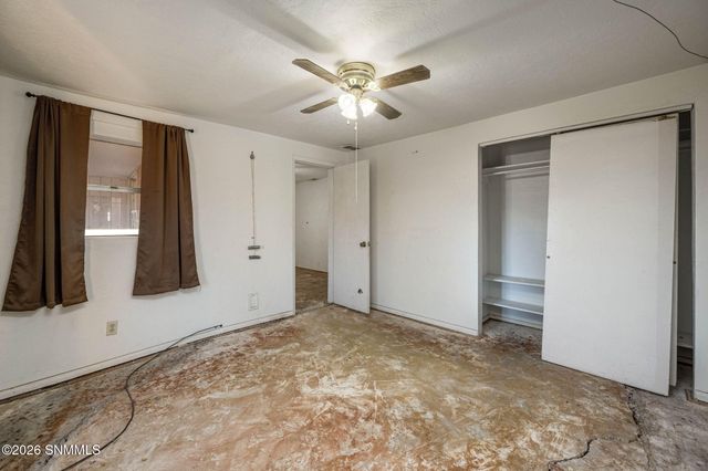 990 Brownlee Avenue, Las Cruces, NM 88005