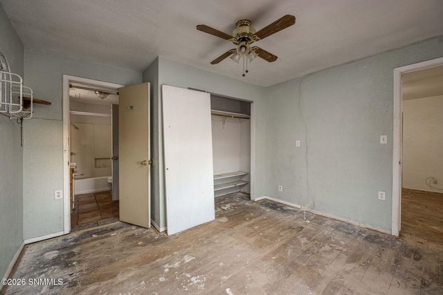 990 Brownlee Avenue, Las Cruces, NM 88005