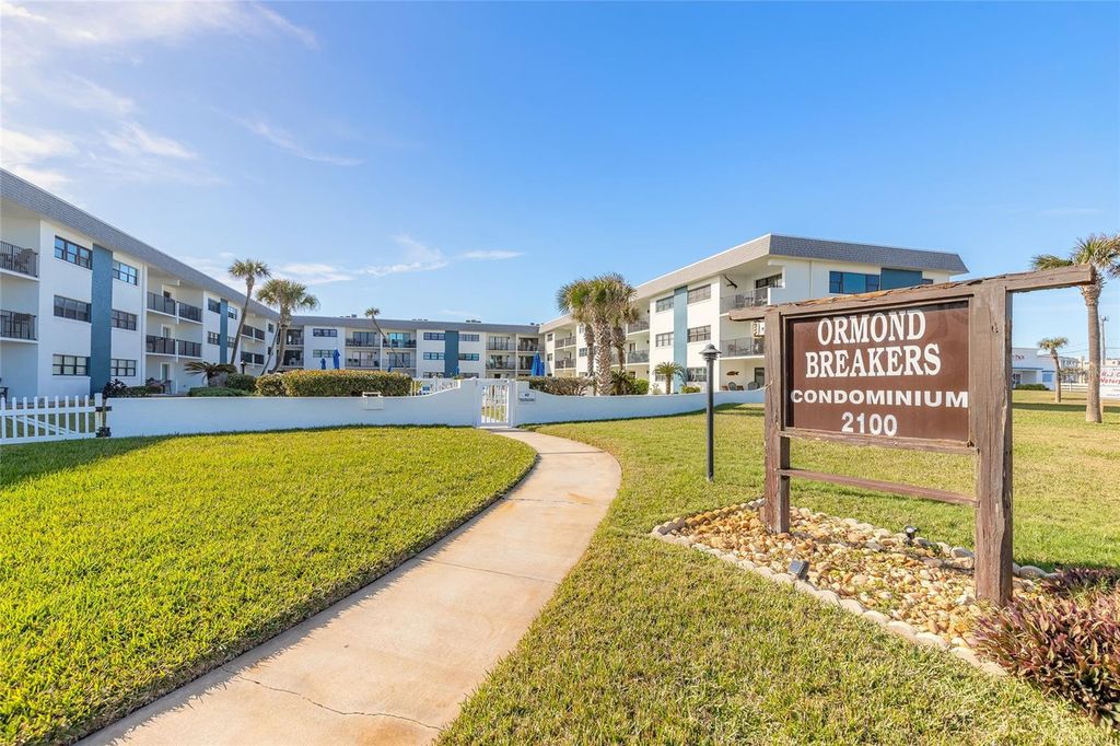 Image 2 of property listing at 2100 OCEAN SHORE BOULEVARD 1110, Ormond Beach, FL 32176
