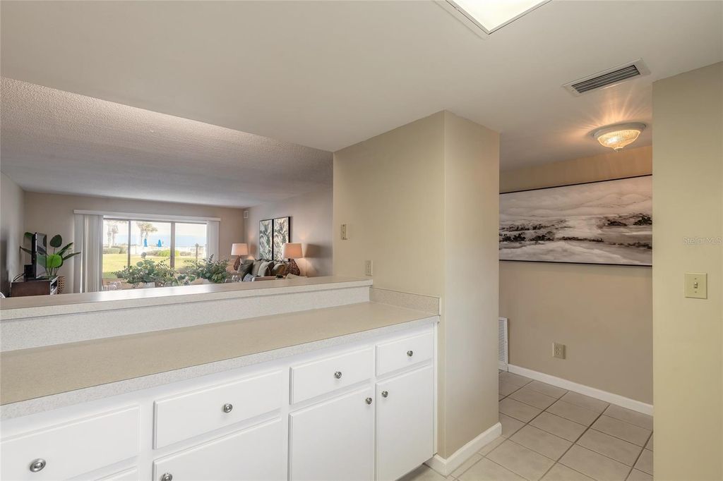 Image 13 of property listing at 2100 OCEAN SHORE BOULEVARD 1110, Ormond Beach, FL 32176