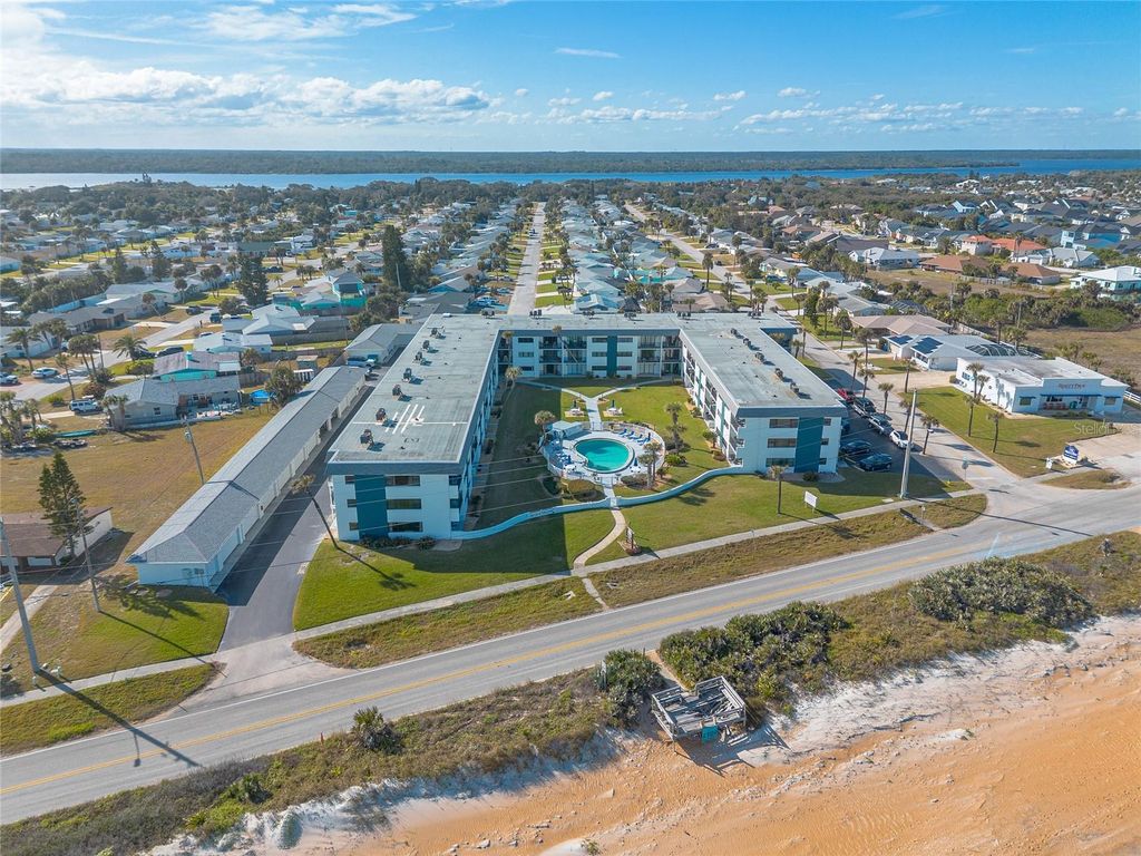 Image 34 of property listing at 2100 OCEAN SHORE BOULEVARD 1110, Ormond Beach, FL 32176