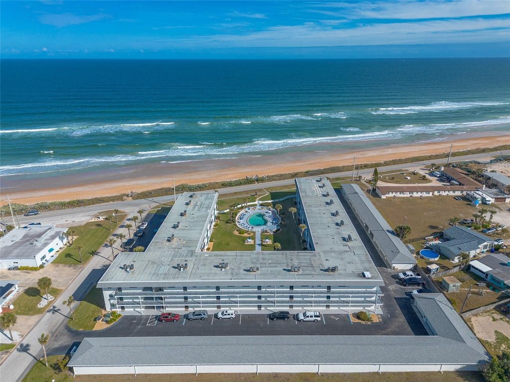 Image 36 of property listing at 2100 OCEAN SHORE BOULEVARD 1110, Ormond Beach, FL 32176