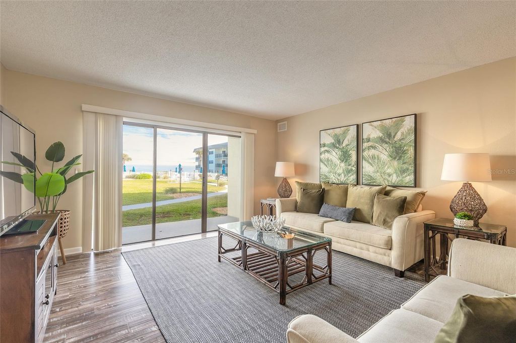 Image 6 of property listing at 2100 OCEAN SHORE BOULEVARD 1110, Ormond Beach, FL 32176