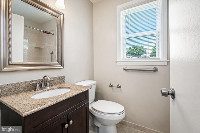 202 COVE RD, Essex, MD 21221
