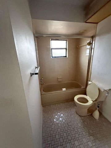 8035 LAUREL VISTA LOOP, Port Richey, FL 34668