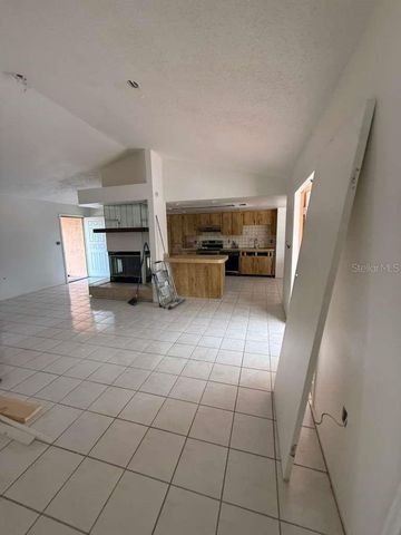 8035 LAUREL VISTA LOOP, Port Richey, FL 34668