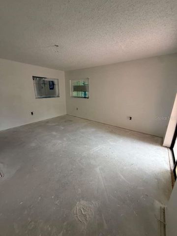 8035 LAUREL VISTA LOOP, Port Richey, FL 34668