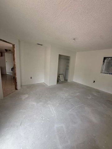 8035 LAUREL VISTA LOOP, Port Richey, FL 34668