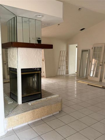 8035 LAUREL VISTA LOOP, Port Richey, FL 34668