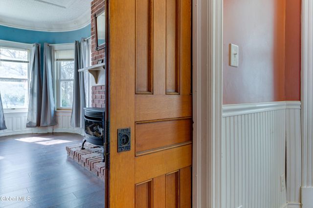 213 E Main Street, Johnstown, NY 12095