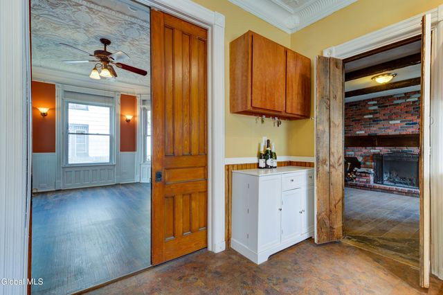 213 E Main Street, Johnstown, NY 12095