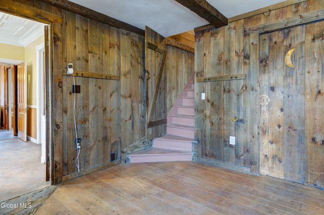 213 E Main Street, Johnstown, NY 12095