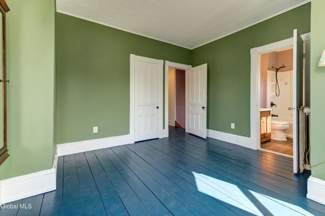 213 E Main Street, Johnstown, NY 12095