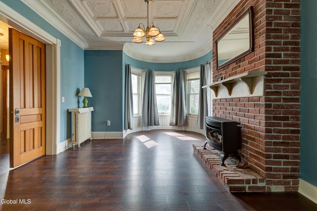 213 E Main Street, Johnstown, NY 12095