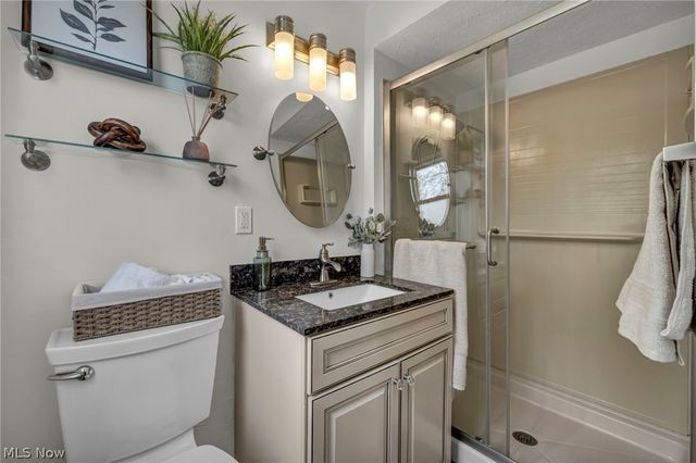 24720 Dundee Drive, Richmond Heights, OH 44143