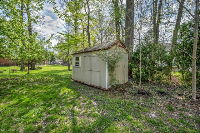 24720 Dundee Drive, Richmond Heights, OH 44143