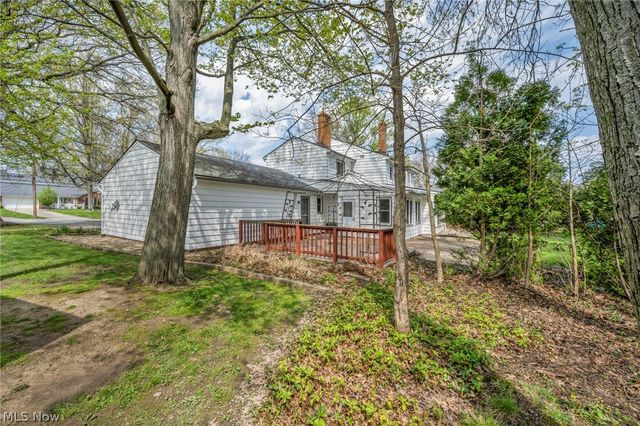 24720 Dundee Drive, Richmond Heights, OH 44143
