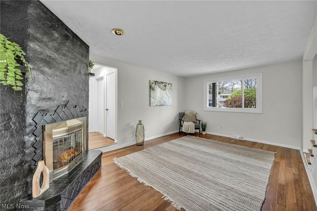 24720 Dundee Drive, Richmond Heights, OH 44143