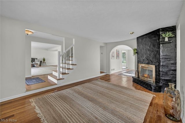 24720 Dundee Drive, Richmond Heights, OH 44143