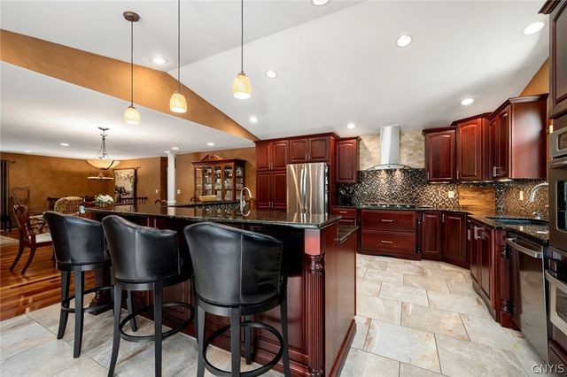 14 University Circle, Kirkland, NY 13323