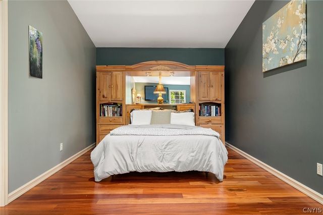 14 University Circle, Kirkland, NY 13323
