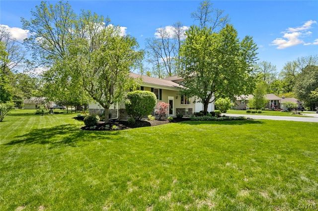 14 University Circle, Kirkland, NY 13323