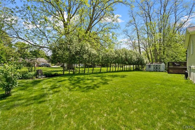 14 University Circle, Kirkland, NY 13323