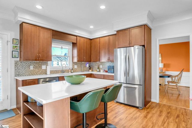 109 E Hypericum Lane, Greenville, SC 29615