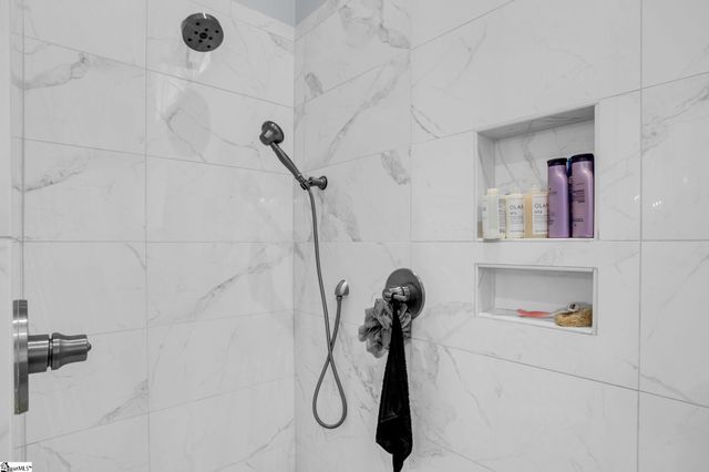 109 E Hypericum Lane, Greenville, SC 29615