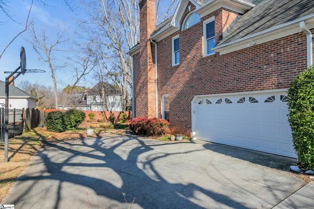 109 E Hypericum Lane, Greenville, SC 29615