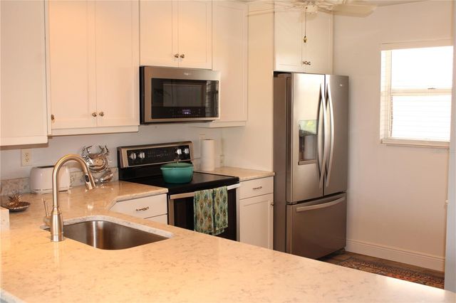 4240 IRONWOOD CIRCLE 404, Bradenton, FL 34209