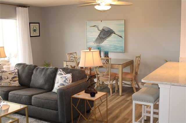 4240 IRONWOOD CIRCLE 404, Bradenton, FL 34209