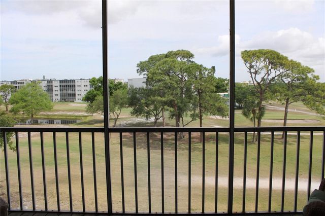 4240 IRONWOOD CIRCLE 404, Bradenton, FL 34209