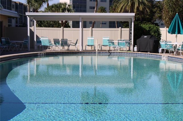 4240 IRONWOOD CIRCLE 404, Bradenton, FL 34209