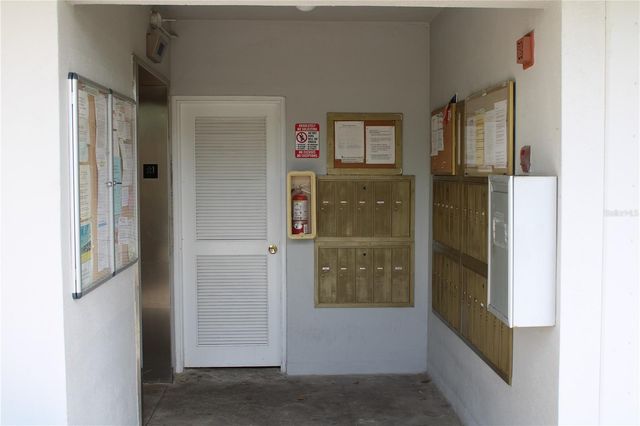 4240 IRONWOOD CIRCLE 404, Bradenton, FL 34209