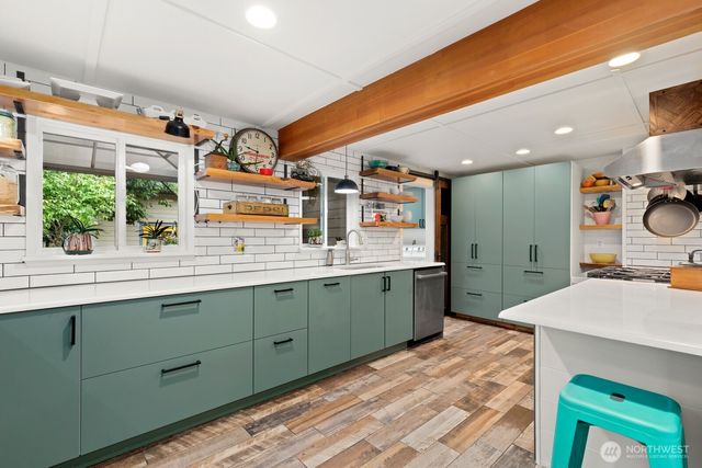 1022 NE 188th Street, Shoreline, WA 98155