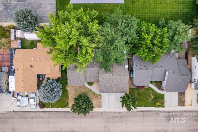 12038 W Ramrod Dr, Boise, ID 83713