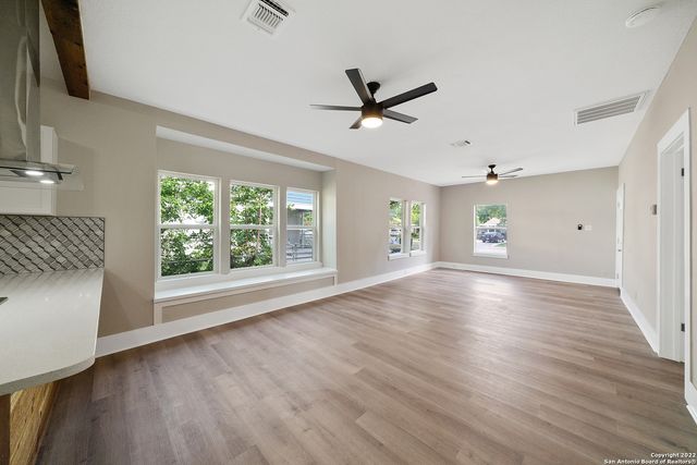 710 EL MONTE BLVD, San Antonio, TX 78212