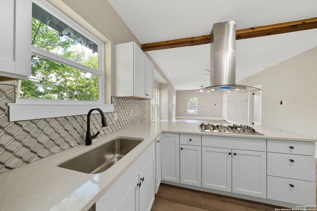 710 EL MONTE BLVD, San Antonio, TX 78212