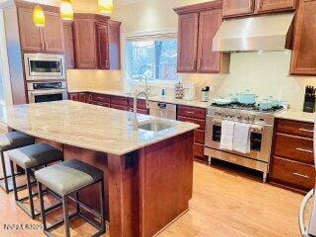 60 Caliente Street, Reno, NV 89509