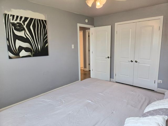 980 W Grant Drive, Des Plaines, IL 60016