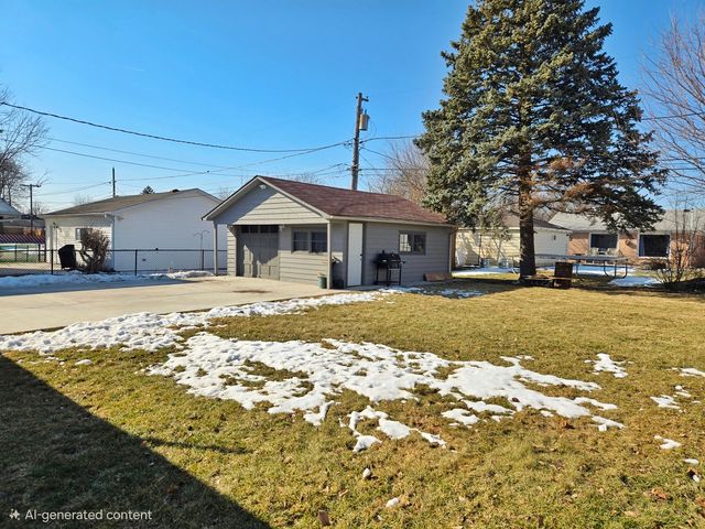 980 W Grant Drive, Des Plaines, IL 60016