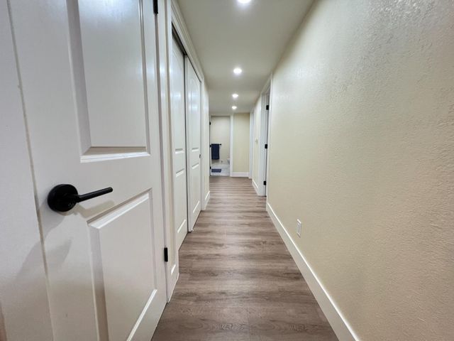 5686 N Briarwood Avenue, Fresno, CA 93711