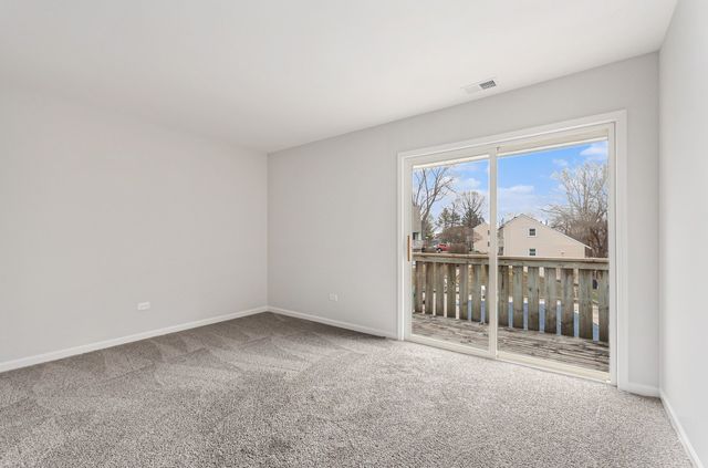 79 Maude Avenue E, Fox Lake, IL 60020