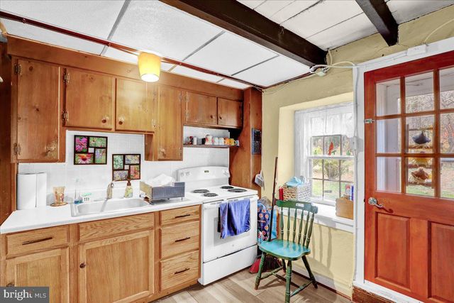 279 FURNACE RD, Birdsboro, PA 19508